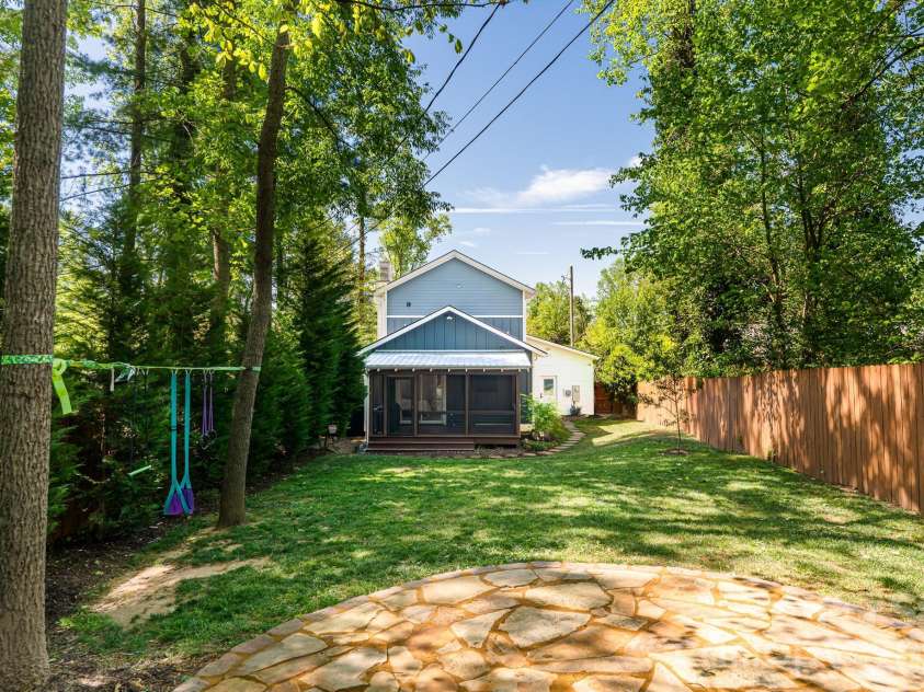 139 Linden Street, Arden, NC 28704.  MLS# CAR4368337, YatesRealty ID 19981. Backyard