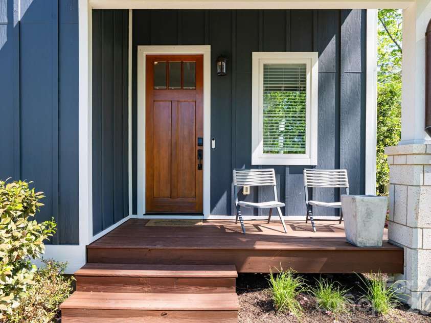 139 Linden Street, Arden, NC 28704.  MLS# CAR4368337, YatesRealty ID 19981. Front Door