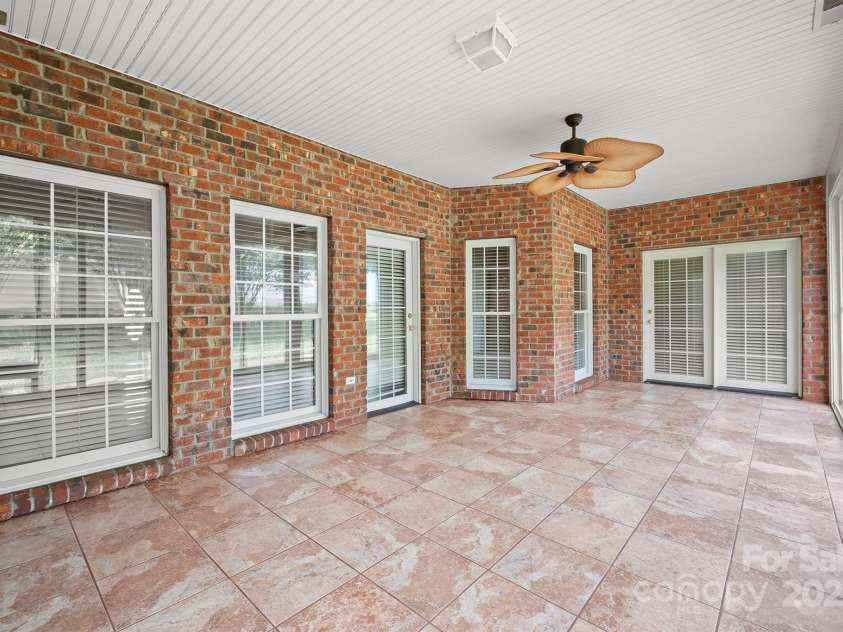 104 Mooreland Drive, Conover, NC 28613.  MLS# CAR4271676, YatesRealty ID 19983. 