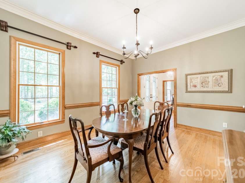 3307 Sandalwood Lane, Waxhaw, NC 28173.  MLS# CAR4373211, YatesRealty ID 19984. 