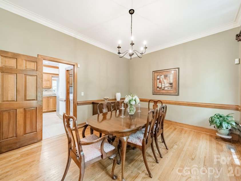 3307 Sandalwood Lane, Waxhaw, NC 28173.  MLS# CAR4373211, YatesRealty ID 19984. 