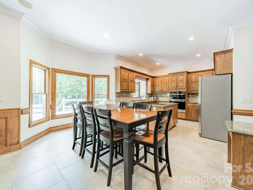 3307 Sandalwood Lane, Waxhaw, NC 28173.  MLS# CAR4373211, YatesRealty ID 19984. 