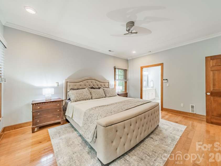 3307 Sandalwood Lane, Waxhaw, NC 28173.  MLS# CAR4373211, YatesRealty ID 19984. 