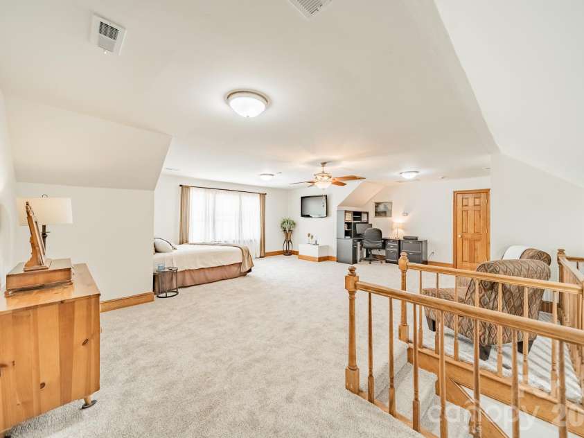 3307 Sandalwood Lane, Waxhaw, NC 28173.  MLS# CAR4373211, YatesRealty ID 19984. 