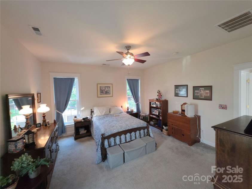 4032 Wilgrove Way Drive, Charlotte, NC 28213.  MLS# CAR4271810, YatesRealty ID 19984. 
