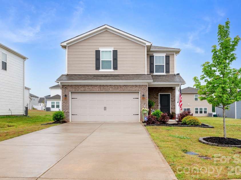1006 Jeffery Dean Court, Albemarle, NC 28001.  MLS# CAR4374374, YatesRealty ID 19985. 