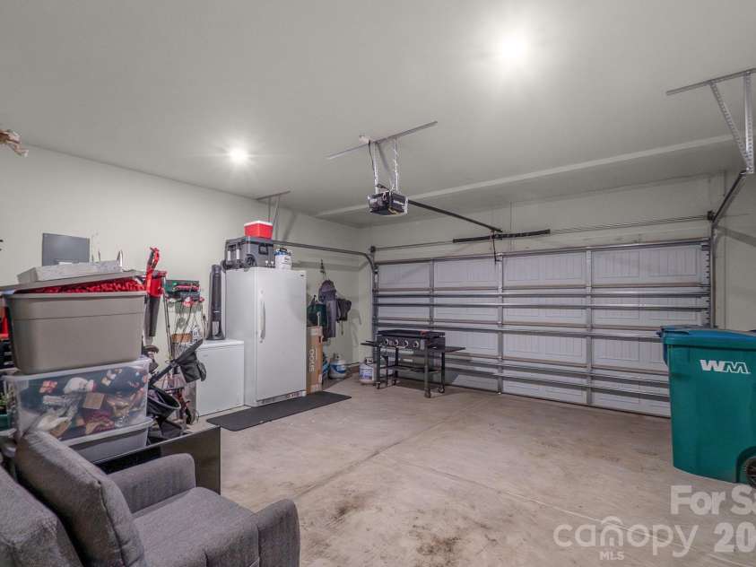 1006 Jeffery Dean Court, Albemarle, NC 28001.  MLS# CAR4374374, YatesRealty ID 19985. 
