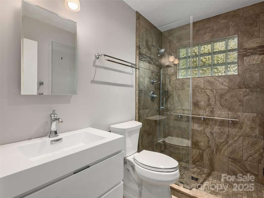 260 Old Haw Creek Road, Asheville, NC 28805.  MLS# CAR4310027, YatesRealty ID 19985. 