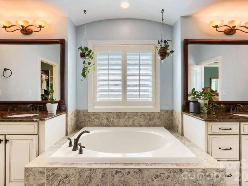 10636 Rippling Stream Drive, Concord, NC 28027.  MLS# CAR4373852, YatesRealty ID 19986. 