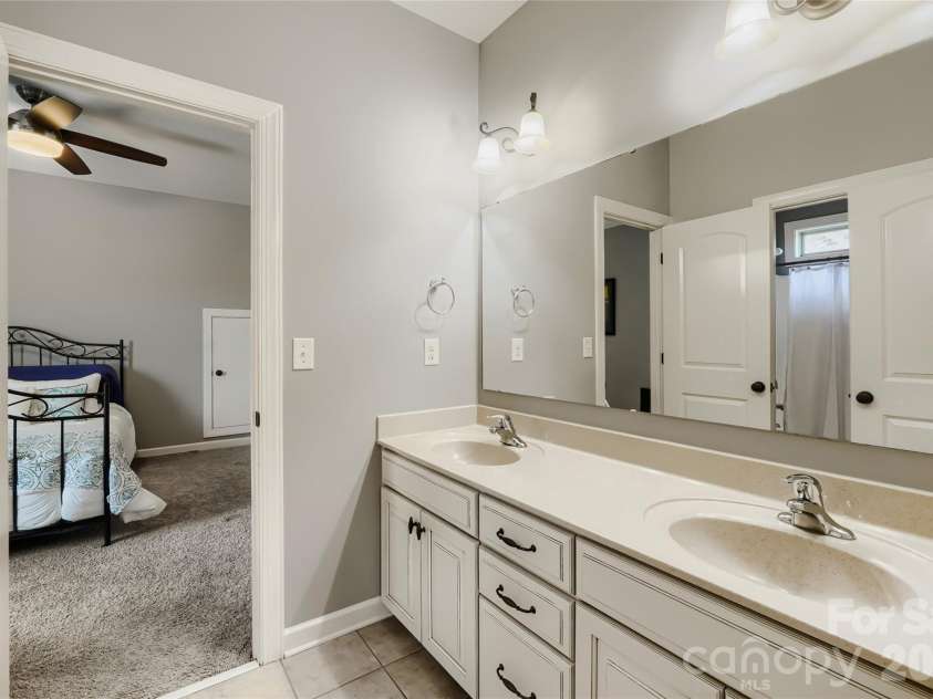10636 Rippling Stream Drive, Concord, NC 28027.  MLS# CAR4373852, YatesRealty ID 19986. 