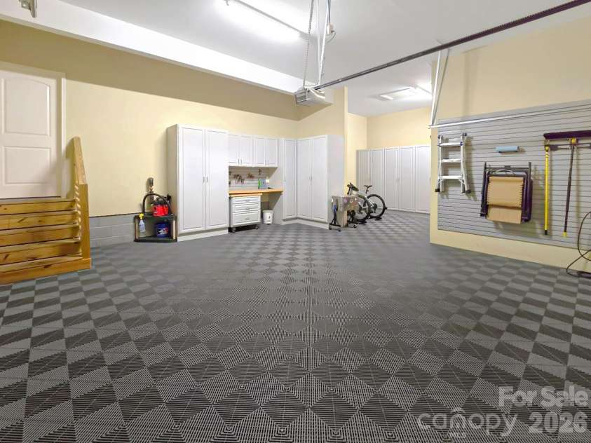 10636 Rippling Stream Drive, Concord, NC 28027.  MLS# CAR4373852, YatesRealty ID 19986. 