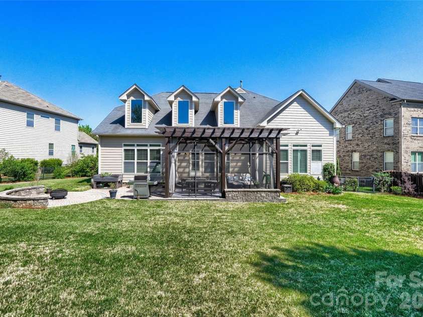 10636 Rippling Stream Drive, Concord, NC 28027.  MLS# CAR4373852, YatesRealty ID 19986. 