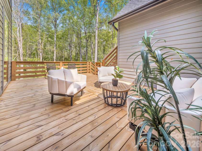 25 Ted Linn Drive, Fairview, NC 28730.  MLS# CAR4374836, YatesRealty ID 19987. Enjoy the Beautiful Privacy