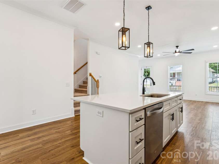 5840 Pittmon Lane, Kannapolis, NC 28081.  MLS# CAR4374428, YatesRealty ID 19989. Large island, open concept
