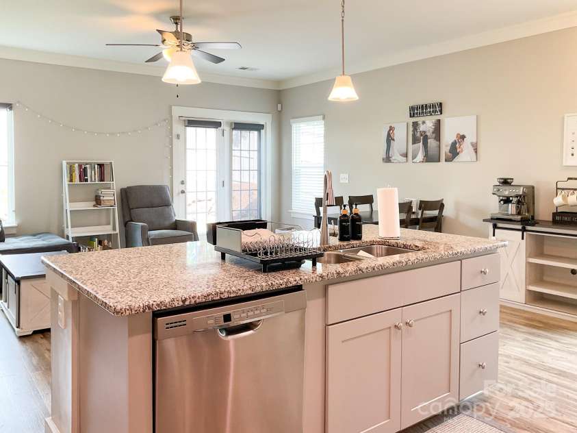 200 Button Willow Street, Taylors, SC 29687.  MLS# CAR4292718, YatesRealty ID 1999. 