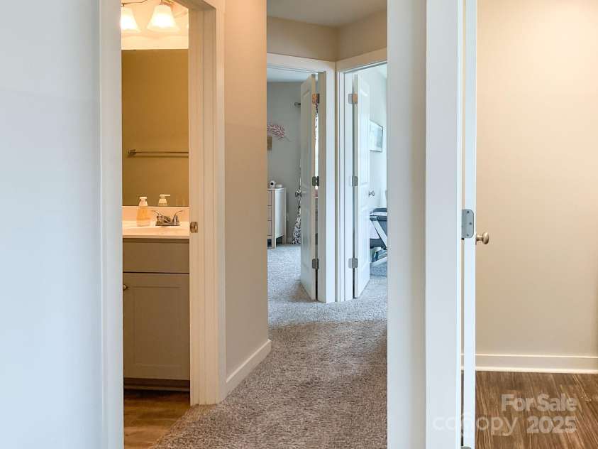 200 Button Willow Street, Taylors, SC 29687.  MLS# CAR4292718, YatesRealty ID 1999. 