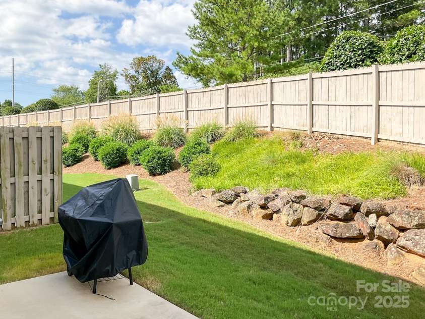 200 Button Willow Street, Taylors, SC 29687.  MLS# CAR4292718, YatesRealty ID 1999. 