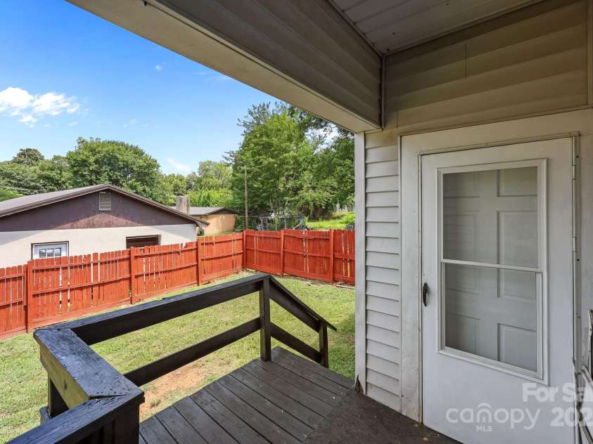 200 Martin Luther King Jr Avenue, Salisbury, NC 28144.  MLS# CAR4280378, YatesRealty ID 19990. 