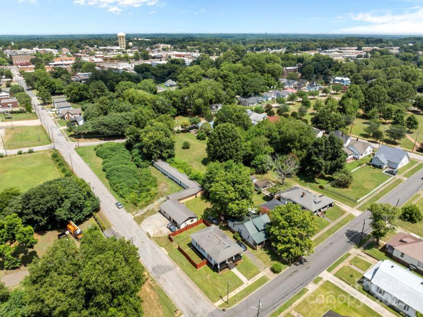 200 Martin Luther King Jr Avenue, Salisbury, NC 28144.  MLS# CAR4280378, YatesRealty ID 19990. 