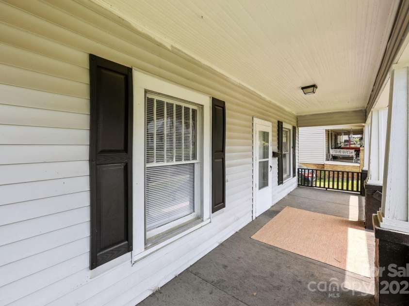 200 Martin Luther King Jr Avenue, Salisbury, NC 28144.  MLS# CAR4280378, YatesRealty ID 19990. 