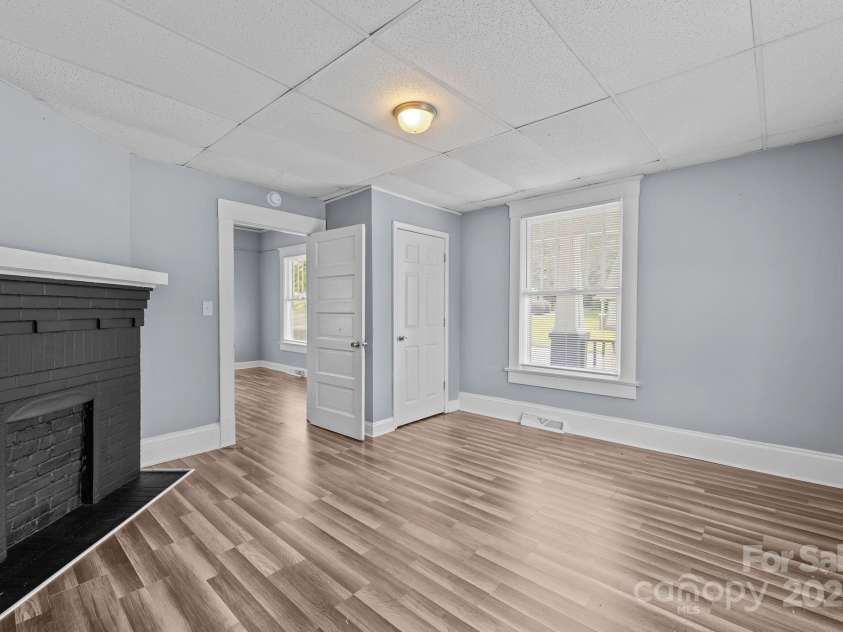 200 Martin Luther King Jr Avenue, Salisbury, NC 28144.  MLS# CAR4280378, YatesRealty ID 19990. 