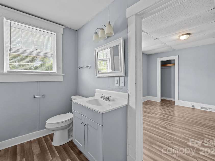 200 Martin Luther King Jr Avenue, Salisbury, NC 28144.  MLS# CAR4280378, YatesRealty ID 19990. 