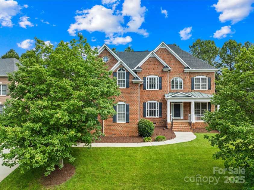 10024 Hazelview Drive, Charlotte, NC 28277.  MLS# CAR4260424, YatesRealty ID 19991. 