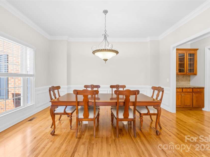 10024 Hazelview Drive, Charlotte, NC 28277.  MLS# CAR4260424, YatesRealty ID 19991. 