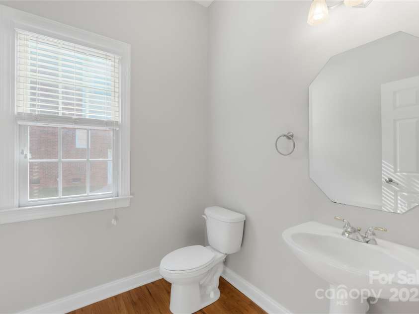 10024 Hazelview Drive, Charlotte, NC 28277.  MLS# CAR4260424, YatesRealty ID 19991. 
