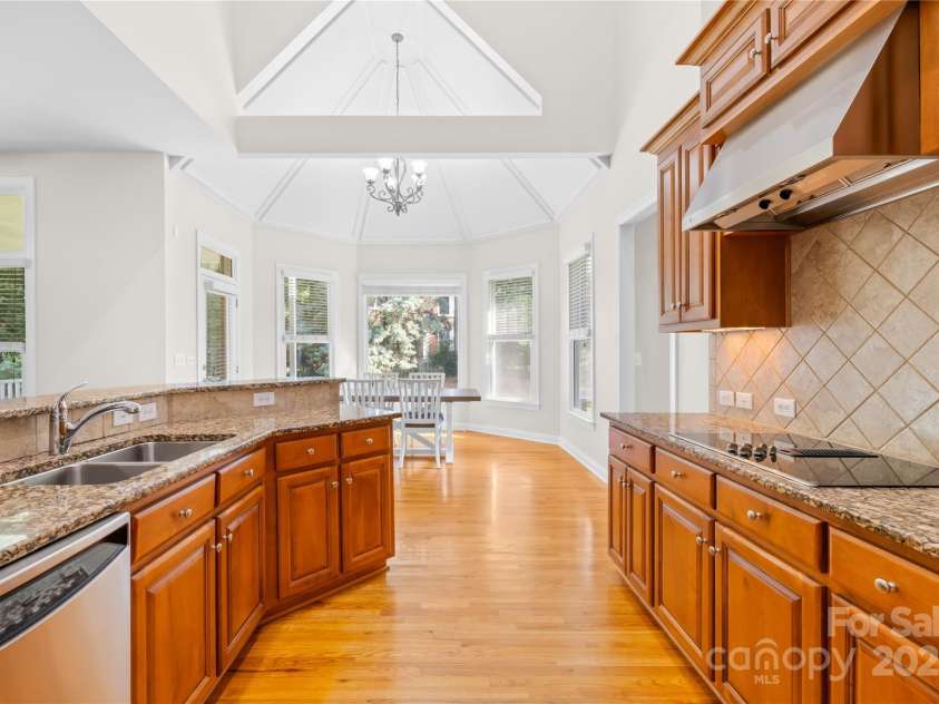 10024 Hazelview Drive, Charlotte, NC 28277.  MLS# CAR4260424, YatesRealty ID 19991. 
