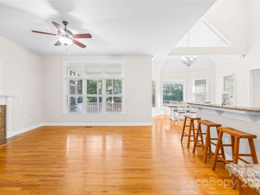10024 Hazelview Drive, Charlotte, NC 28277.  MLS# CAR4260424, YatesRealty ID 19991. 