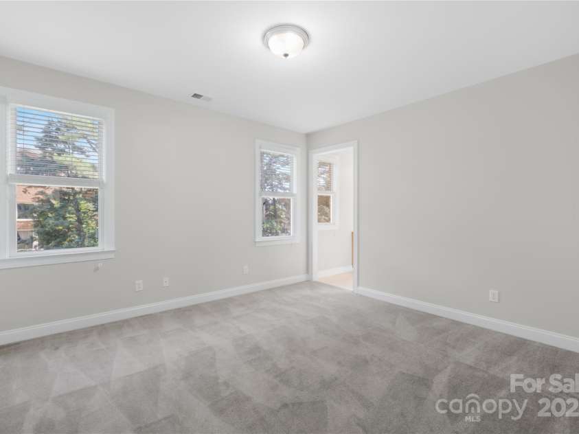 10024 Hazelview Drive, Charlotte, NC 28277.  MLS# CAR4260424, YatesRealty ID 19991. 