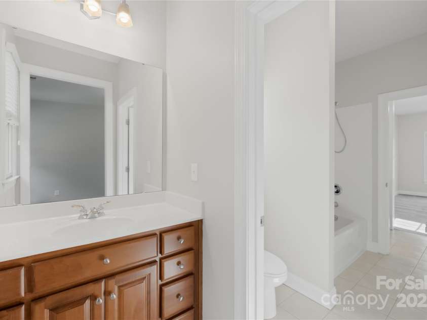 10024 Hazelview Drive, Charlotte, NC 28277.  MLS# CAR4260424, YatesRealty ID 19991. 
