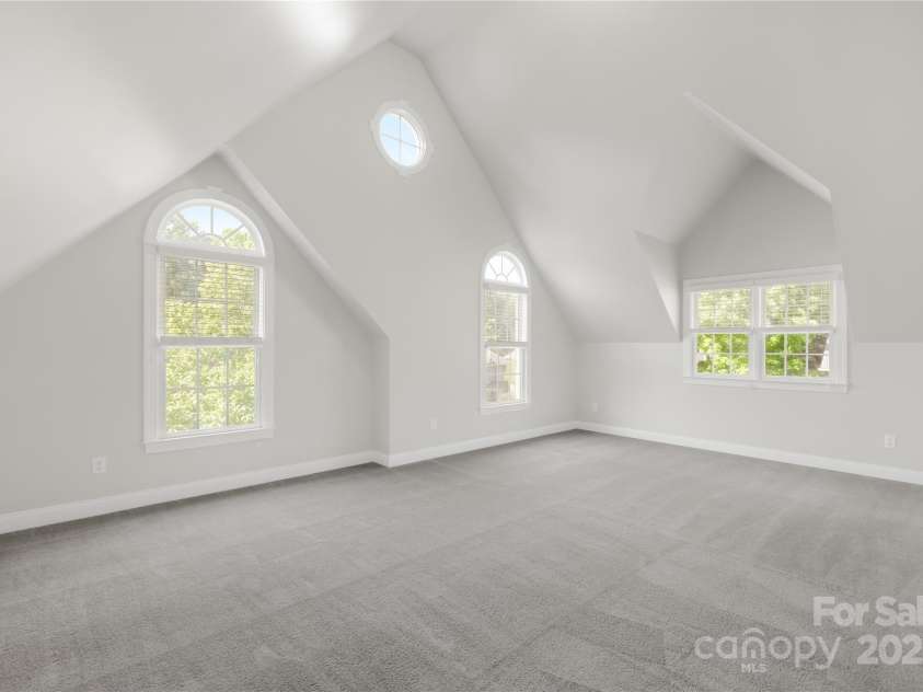 10024 Hazelview Drive, Charlotte, NC 28277.  MLS# CAR4260424, YatesRealty ID 19991. 