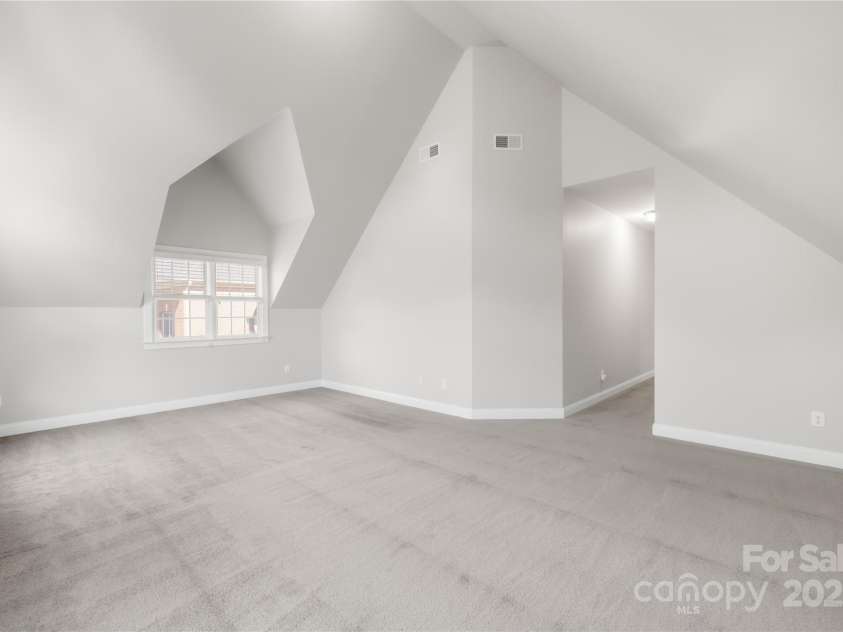 10024 Hazelview Drive, Charlotte, NC 28277.  MLS# CAR4260424, YatesRealty ID 19991. 
