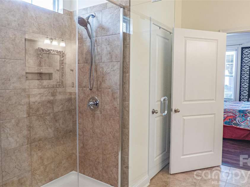 2226 Silver Pine Street, Concord, NC 28027.  MLS# CAR4370023, YatesRealty ID 19991. Primary Bath