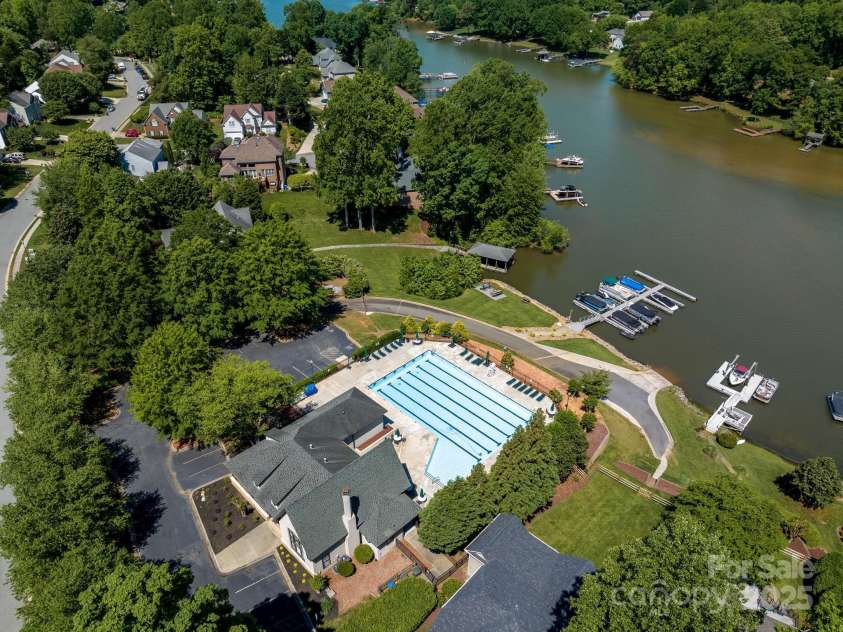 146 Comata Road, Mooresville, NC 28117.  MLS# CAR4255220, YatesRealty ID 19992. 