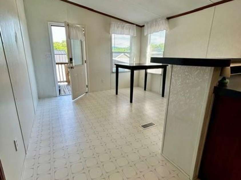 4123 Stonecreek Drive, Valdese, NC 28690.  MLS# CAR4378369, YatesRealty ID 19994. 