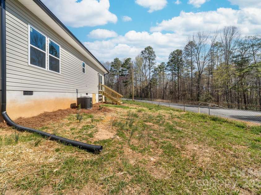 501 Ed Wilson Road, Bessemer City, NC 28016.  MLS# CAR4199486, YatesRealty ID 19994. 