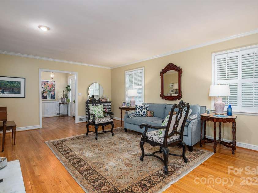 2515 Sheffield Drive, Gastonia, NC 28054.  MLS# CAR4243550, YatesRealty ID 19995. 