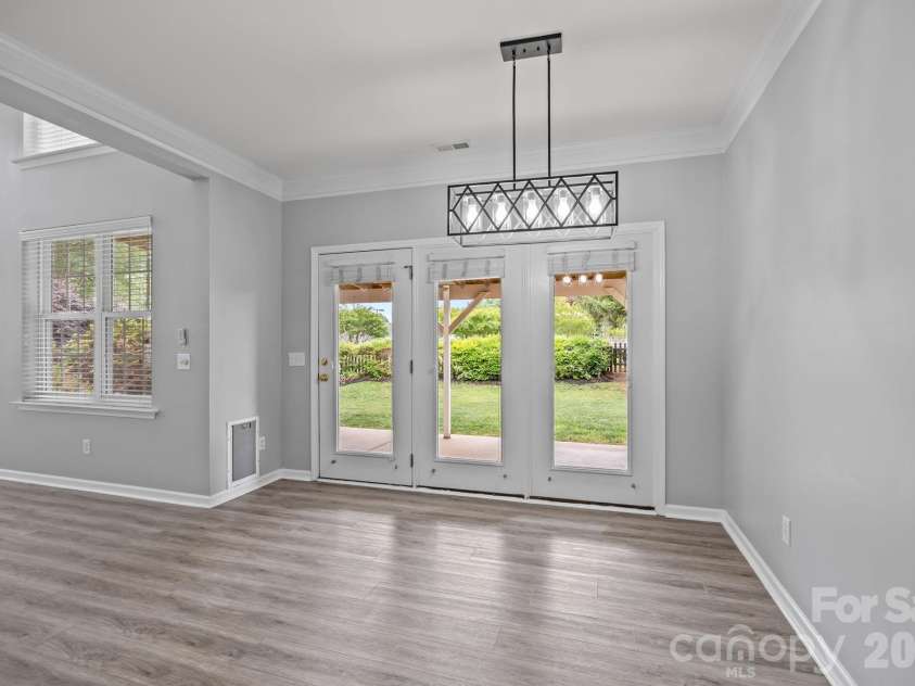 182 Harris Farm Road, Mooresville, NC 28115.  MLS# CAR4374617, YatesRealty ID 19997. 