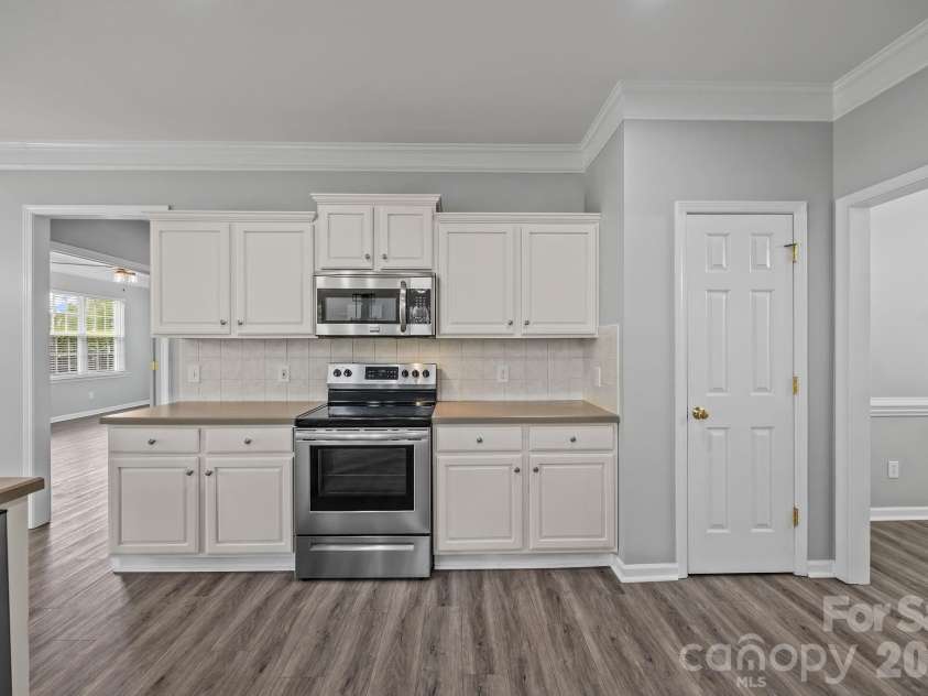 182 Harris Farm Road, Mooresville, NC 28115.  MLS# CAR4374617, YatesRealty ID 19997. 