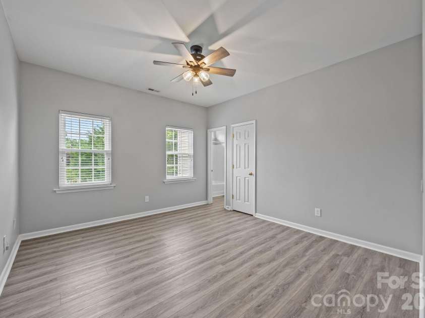 182 Harris Farm Road, Mooresville, NC 28115.  MLS# CAR4374617, YatesRealty ID 19997. 