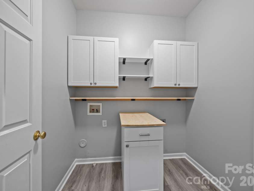 182 Harris Farm Road, Mooresville, NC 28115.  MLS# CAR4374617, YatesRealty ID 19997. 