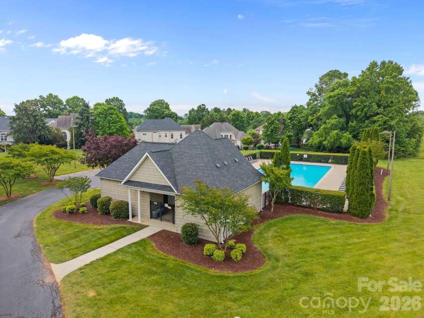 182 Harris Farm Road, Mooresville, NC 28115.  MLS# CAR4374617, YatesRealty ID 19997. 