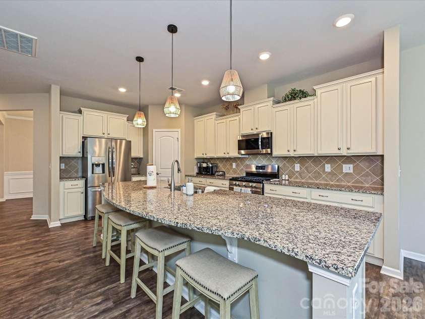 304 Picasso Trail, Mount Holly, NC 28120.  MLS# CAR4374273, YatesRealty ID 19998. 