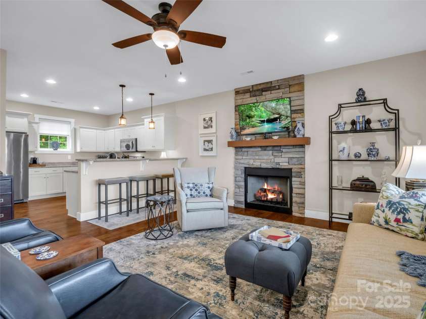 148 Red Hawk Knoll, Lake Lure, NC 28746.  MLS# CAR4291456, YatesRealty ID 19999. 