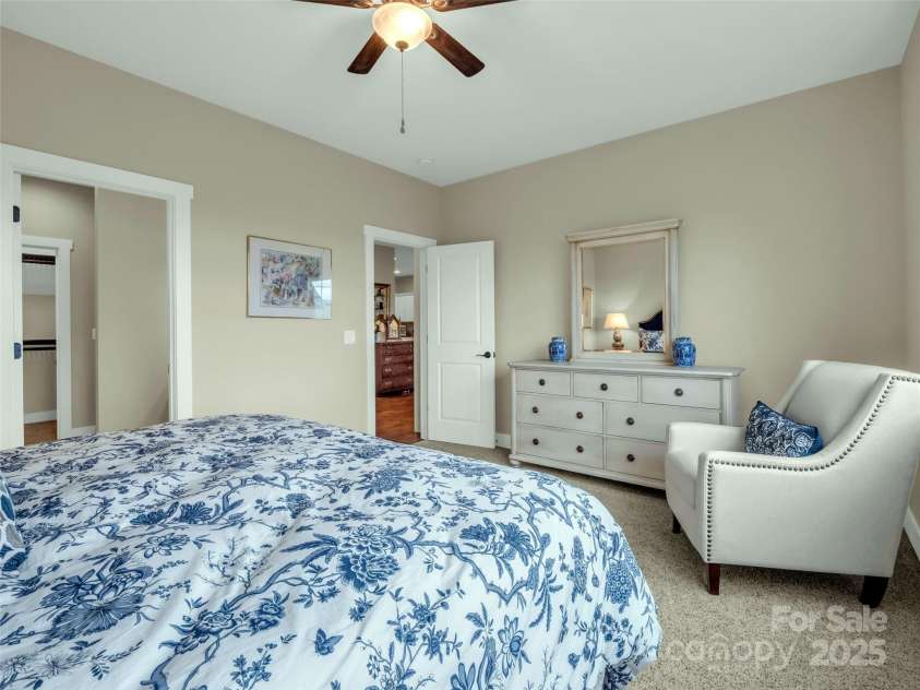 148 Red Hawk Knoll, Lake Lure, NC 28746.  MLS# CAR4291456, YatesRealty ID 19999. 