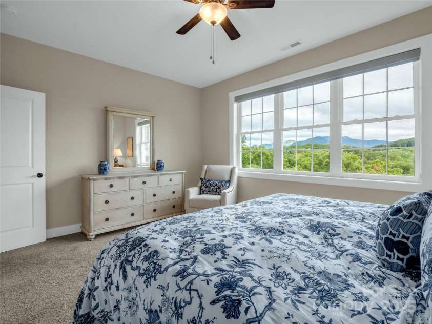 148 Red Hawk Knoll, Lake Lure, NC 28746.  MLS# CAR4291456, YatesRealty ID 19999. 