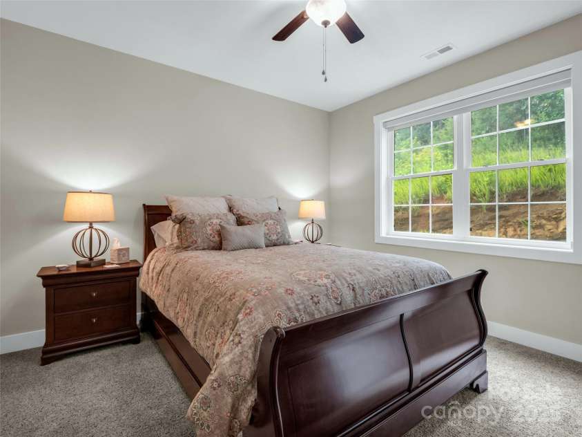 148 Red Hawk Knoll, Lake Lure, NC 28746.  MLS# CAR4291456, YatesRealty ID 19999. 